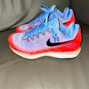 Nike Dynamic Pink and Blue Sneakers